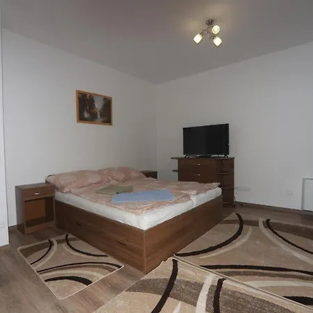 Apartment Adam I. *